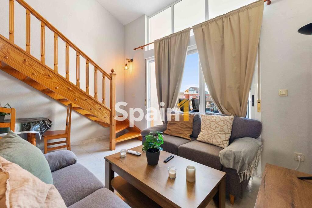 Atico En Guardamar Con 3 Habitaciones กวาร์ดามาร์เดลเซกูรา ภายนอก รูปภาพ