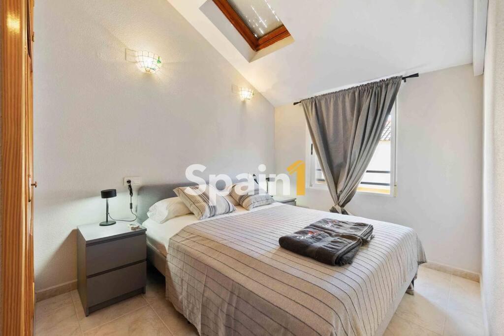 Atico En Guardamar Con 3 Habitaciones กวาร์ดามาร์เดลเซกูรา ภายนอก รูปภาพ