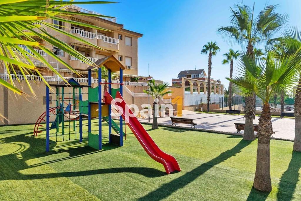 Atico En Guardamar Con 3 Habitaciones กวาร์ดามาร์เดลเซกูรา ภายนอก รูปภาพ